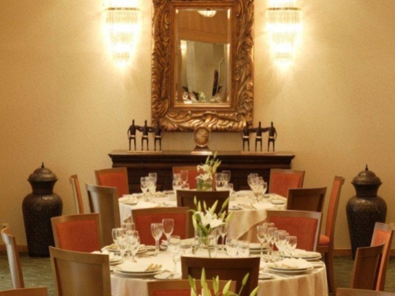 Divani Palace Larissa Restaurant foto